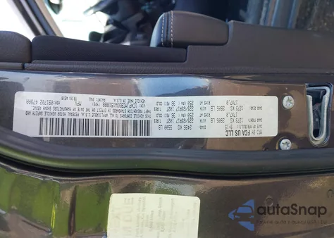 2016 Jeep Cherokee Latitude z USA, uszkodzony, nr VIN 1C4PJMCB3GW151888